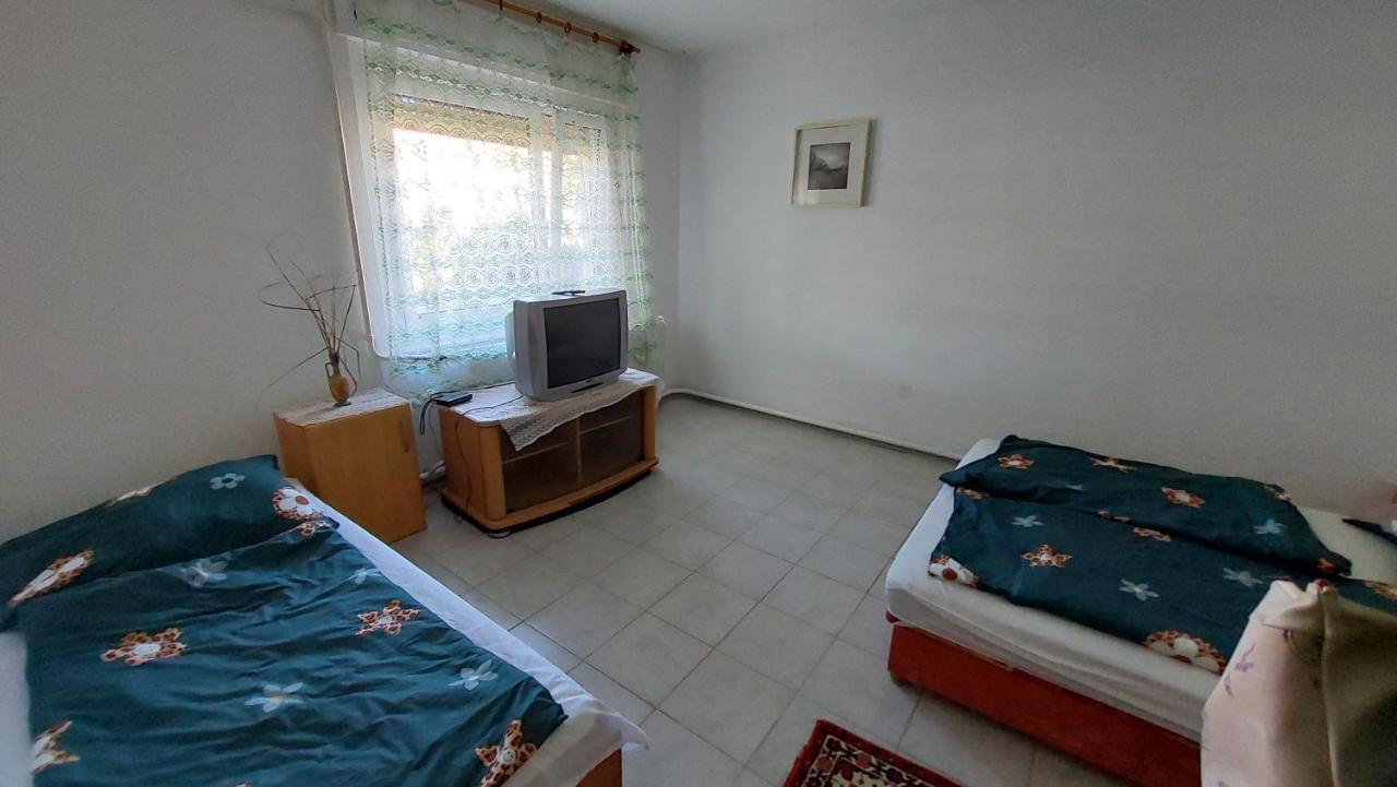 Malom Tavi Vendeghaz Tapolca Hotell Eksteriør bilde